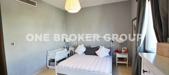 4 bedrooms Townhouse in Reem, UAE No. 1488 4