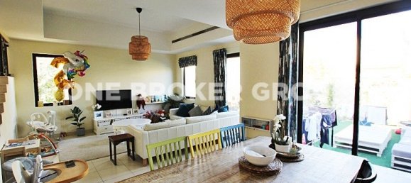 4 bedrooms Townhouse in Reem, UAE No. 1488 9