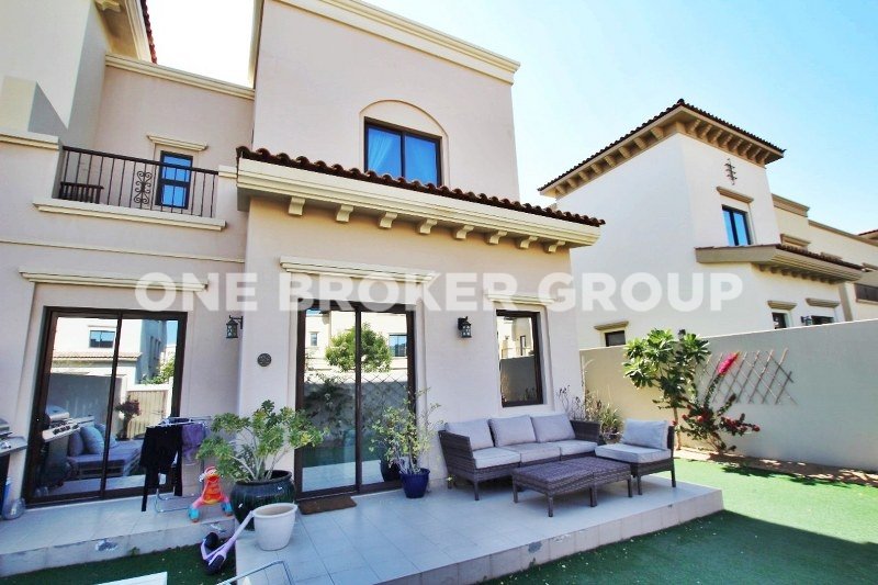 4 bedrooms Townhouse in Reem, UAE No. 1488