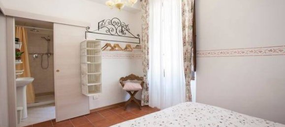 1 bedroom Apartment in Florence, Italy No. 265781 6