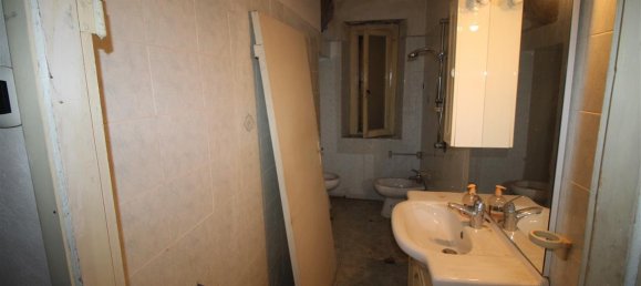 5-Zimmer Haus in Loro Ciuffenna, Italy, Nr. 232789 27