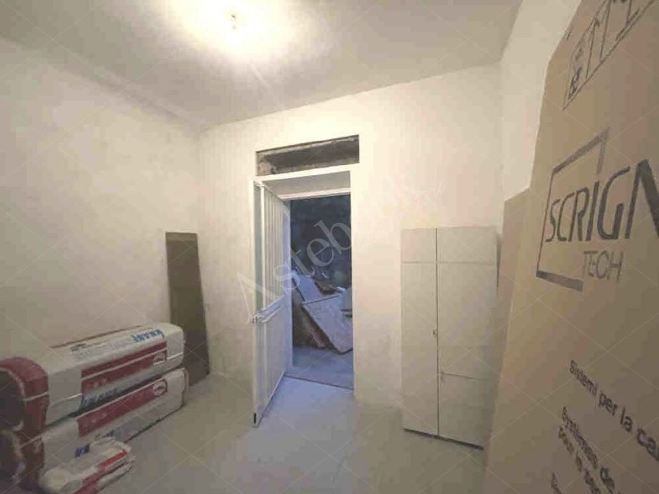 2غرفة شقة في Calolziocorte, Italy رقم 8081