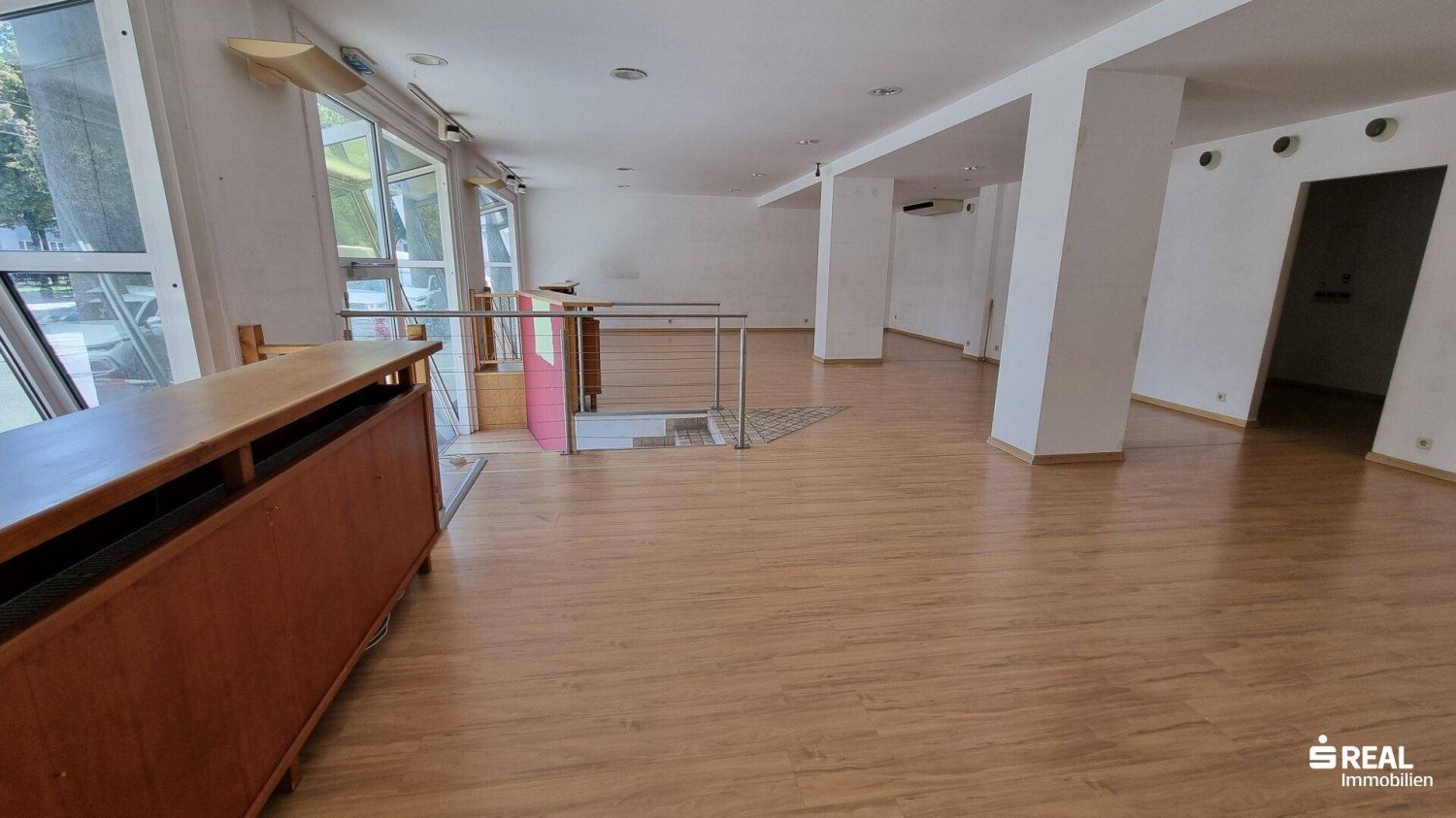 Propiedad comercial en Innsbruck-Stadt, Austria 106 m² No. 232107