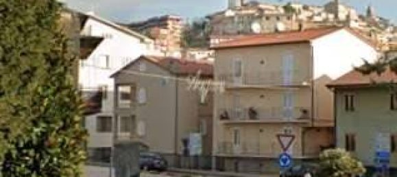 4 bedrooms Villa in Montegranaro, Italy No. 286097 10