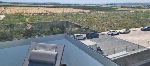 3 bedrooms Villa in Alicante, Spain No. 285751 3