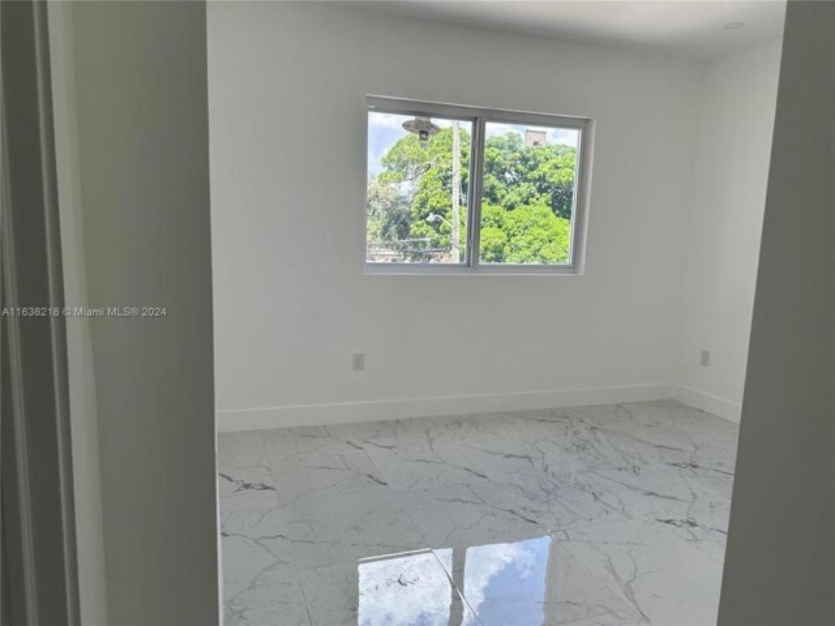 Дом с 3 спальнями в Форт-Лодердейл, США № 388216