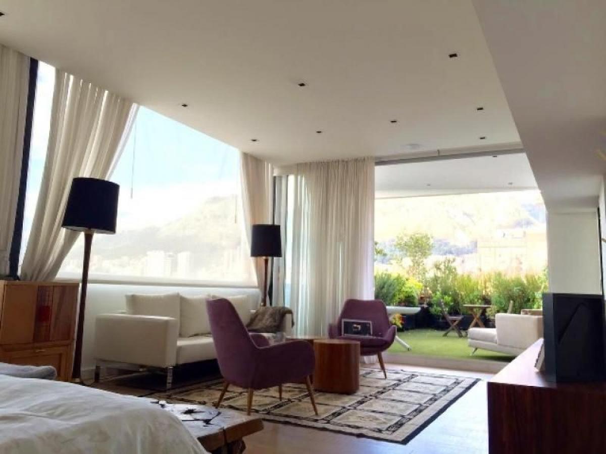 5 bedrooms House in Bogota, Colombia No. 14627