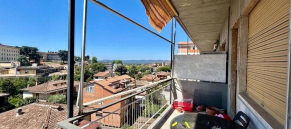 5 rooms Apartment in Siena, Italy No. 173684 10