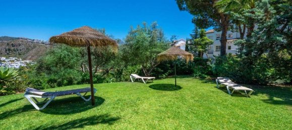 3 bedrooms Apartment in Benahavis, Spain No. 242071 18