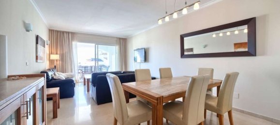 3 bedrooms Apartment in Benahavis, Spain No. 242071 8