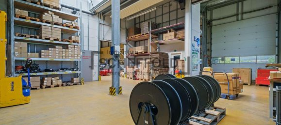 Gewerbliche Immobilie in Alb-Donau-Kreis, Germany 3049m², Nr. 74023 21