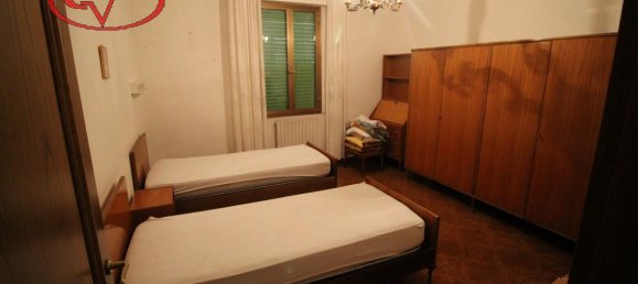 Apartamento de 4 divisões em San Giovanni Valdarno, Italy N.º 224556 7