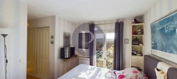 5 Schlafzimmer Haus in Verrieres-le-Buisson, France, Nr. 136016 10