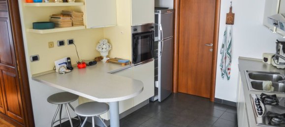 11 rooms House in Pecetto Torinese, Italy No. 201073 33