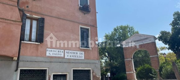 Apartamento de 2 dormitorios en Venice, Italy No. 266672 4