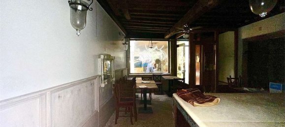 100m² Commercial property in Venice, Italy No. 230440 20