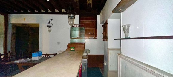 100m² Commercial property in Venice, Italy No. 230440 29