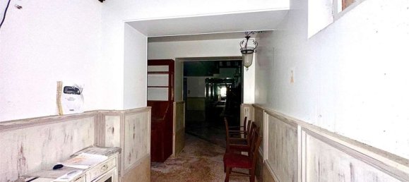 100m² Commercial property in Venice, Italy No. 230440 28