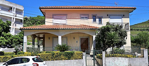 5 bedrooms House in Peso da Regua, Portugal No. 21247 21