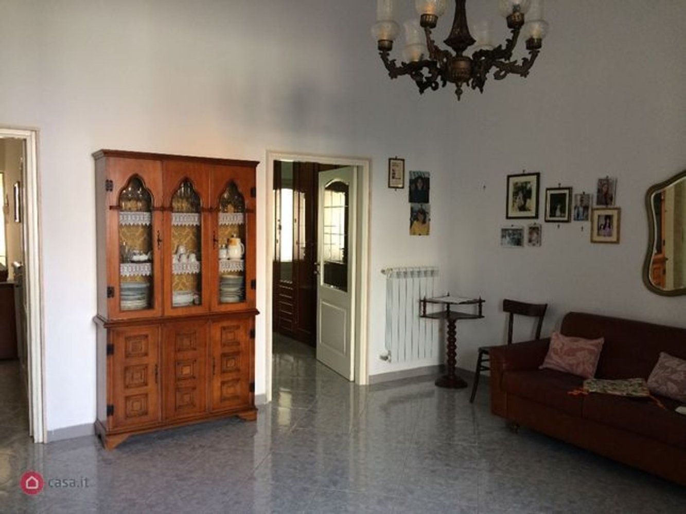 4-salle Maison à San Donaci, Italy No. 255315