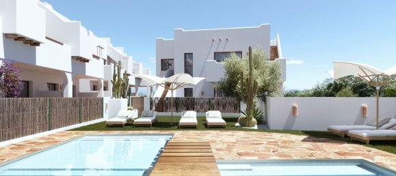 2 bedrooms Bungalow in Pilar de la Horadada, Spain No. 287174 5