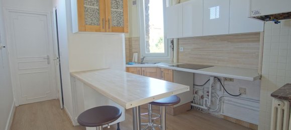 2 bedrooms Apartment in Choisy-le-Roi, France No. 359268 2