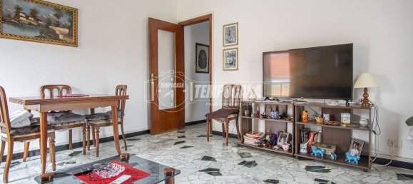 3-salle Appartement à Lavagna, Italy No. 165057 5