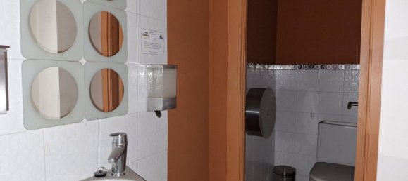 69m² Commercial property in Oviedo, Spain No. 149766 9