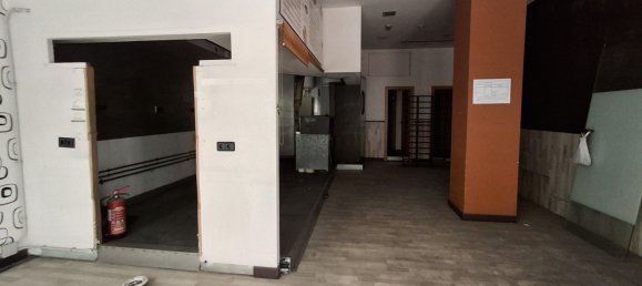 69m² Commercial property in Oviedo, Spain No. 149766 13