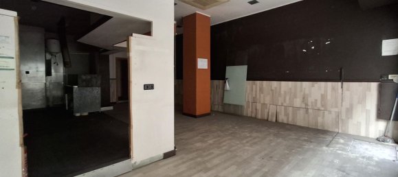 69m² Commercial property in Oviedo, Spain No. 149766 5