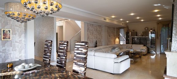 Villa T5 em Torrevieja, Spain N.º 137834 3