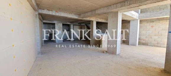 3 bedrooms Villa in Mellieha, Malta No. 247 22