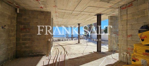 3 bedrooms Villa in Mellieha, Malta No. 247 2