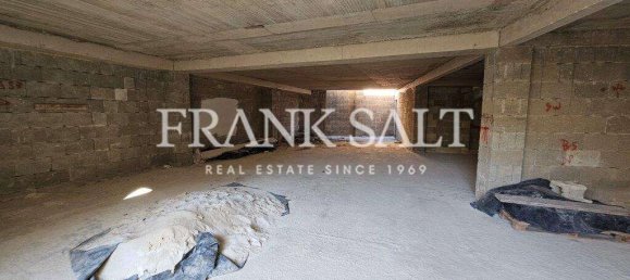 3 bedrooms Villa in Mellieha, Malta No. 247 13