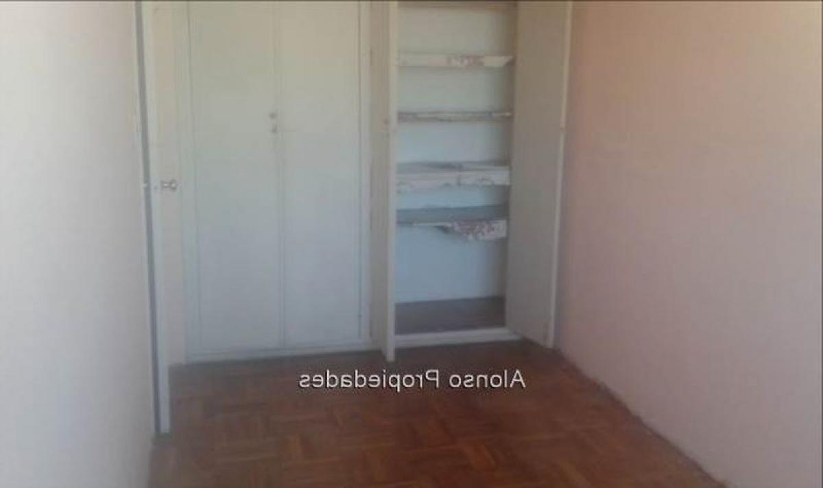 2 bedrooms Apartment in Montevideo, Uruguay No. 1309