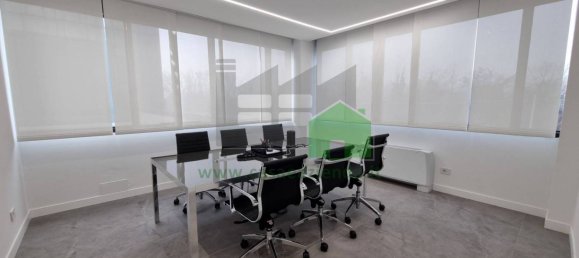 6 rooms Office in Cernusco sul Naviglio, Italy No. 74950 10