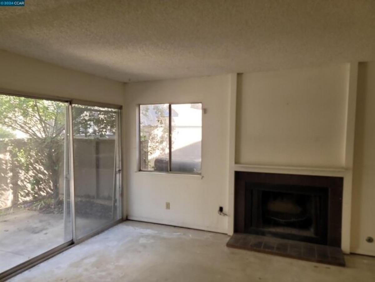 Casa de 2 dormitorios en Concord, USA No. 214807