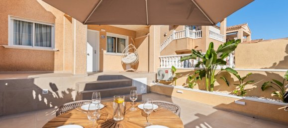 2 bedrooms Apartment in Torrevieja, Spain No. 285893 2