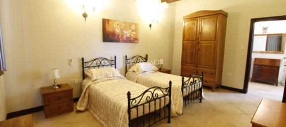 3 chambres Bungalow à Mosta, Malta No. 10675 28