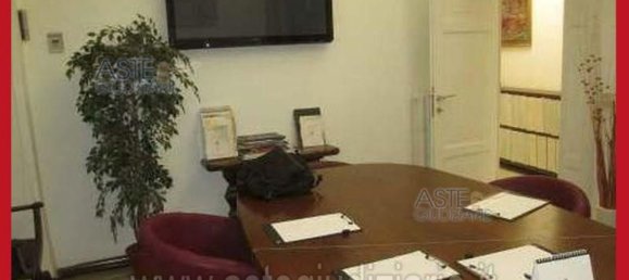 5 bedrooms Apartment in Rome, Italy No. 330853 36