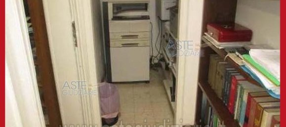 5 bedrooms Apartment in Rome, Italy No. 330853 29