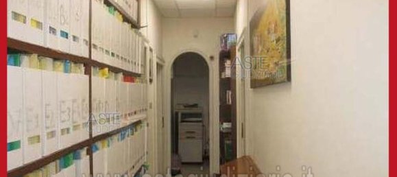 5 bedrooms Apartment in Rome, Italy No. 330853 13