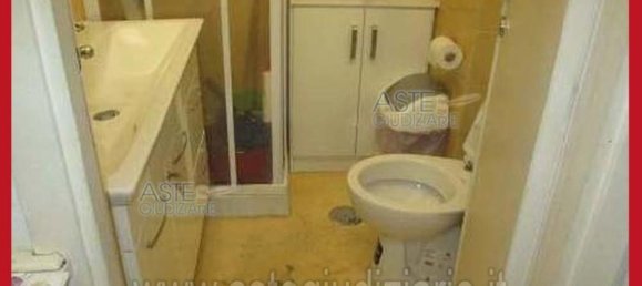 5 bedrooms Apartment in Rome, Italy No. 330853 16