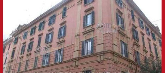 5 bedrooms Apartment in Rome, Italy No. 330853 26