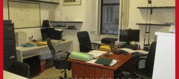 5 bedrooms Apartment in Rome, Italy No. 330853 9