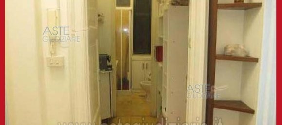 5 bedrooms Apartment in Rome, Italy No. 330853 15