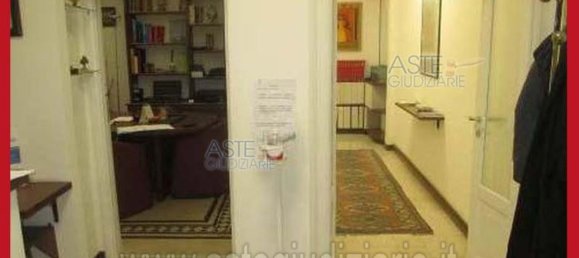 5 bedrooms Apartment in Rome, Italy No. 330853 23