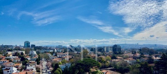 4 bedrooms Apartment in Porto, Portugal No. 125792 2