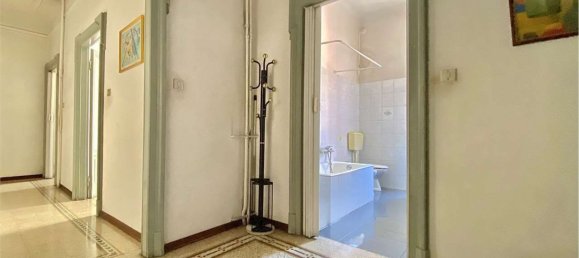 3 rooms Apartment in Milan, Italy No. 263926 6