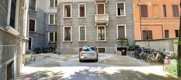 3 rooms Apartment in Milan, Italy No. 263926 27